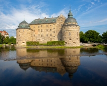 Orebra_007 Örebro slott mitt i Svart ån.